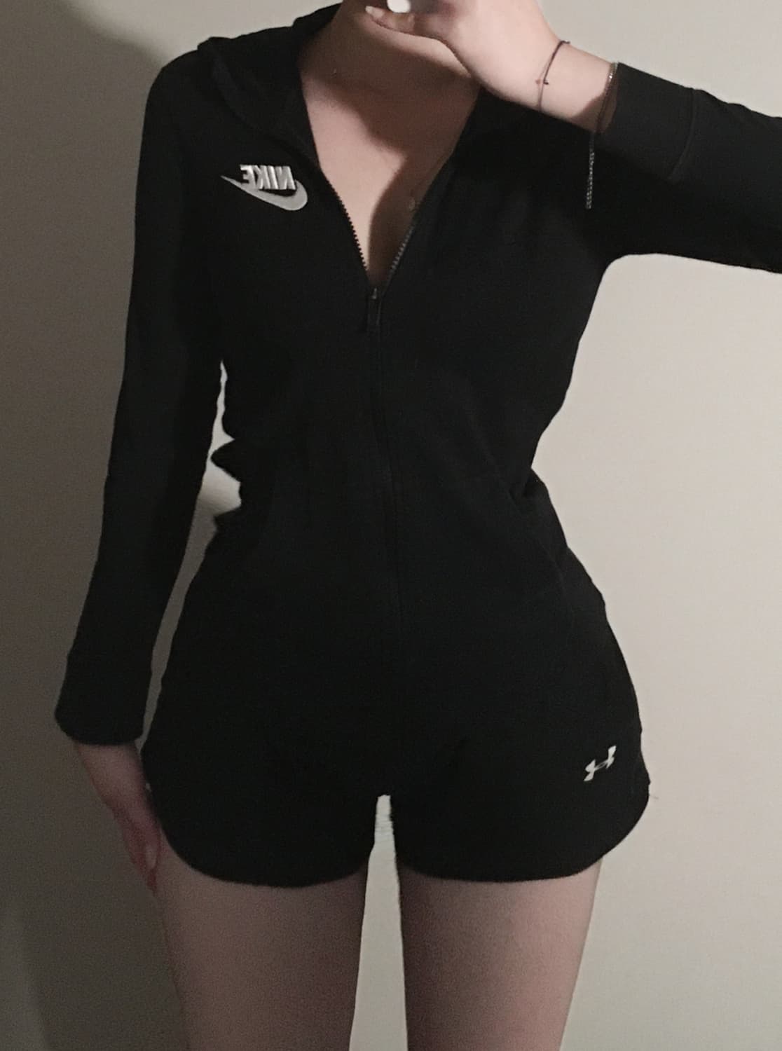 나이키 슬림핏 후드집업 상품이미지1