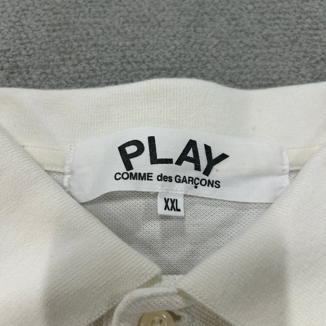 꼼데가르송 화이트 반팔 상품이미지2