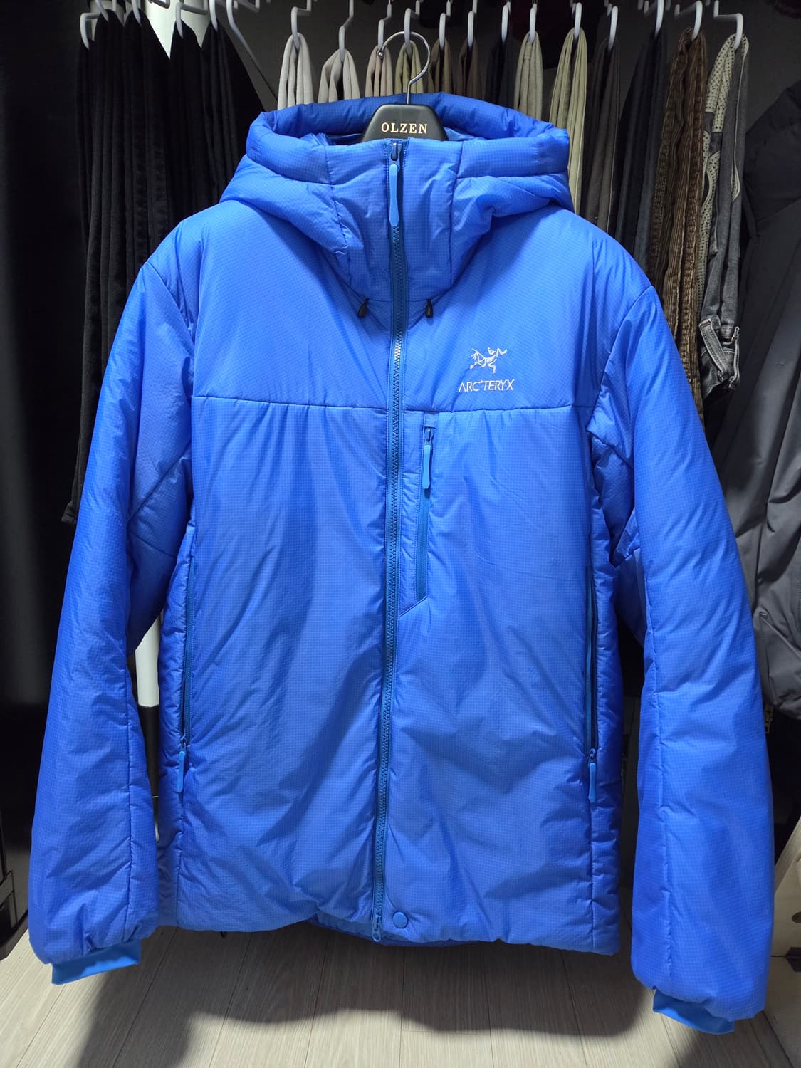 아크테릭스 누클리아이sv 신형 바이탈리티 M 상품이미지1