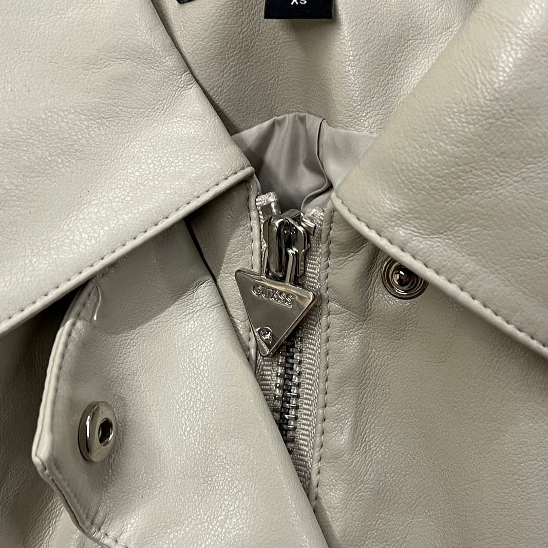 [정품/XS] 게스 아이보리 레더 자켓 b19 상품이미지8