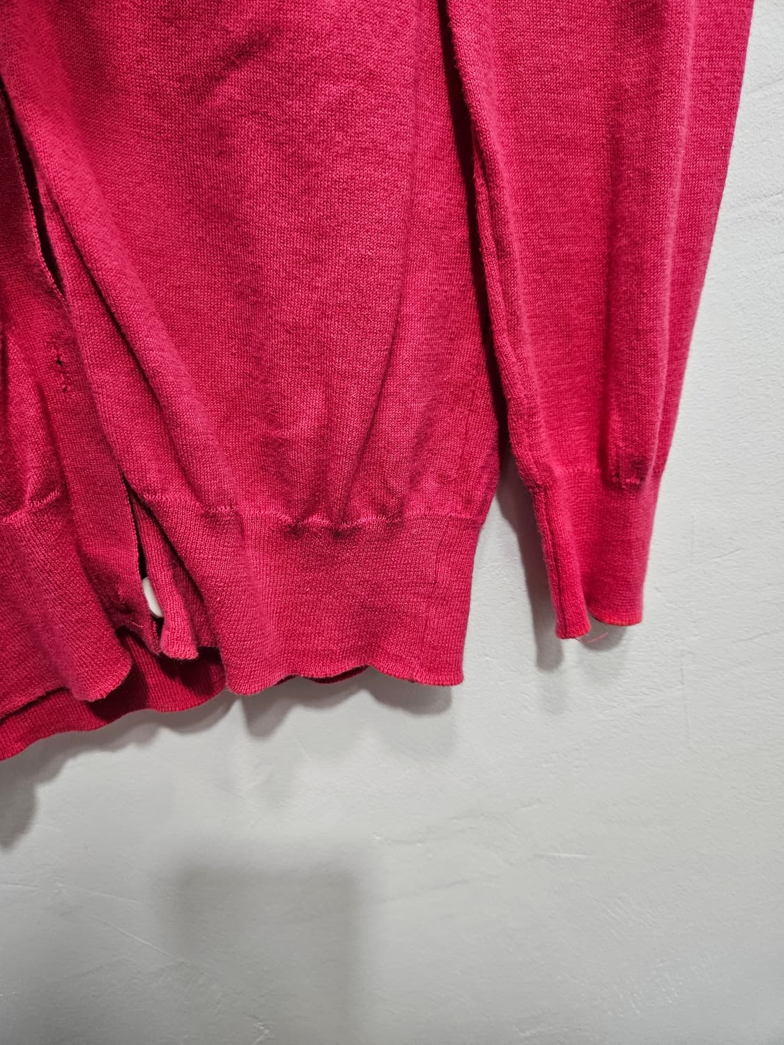 다홍색 브이넥 가디건 상품이미지4