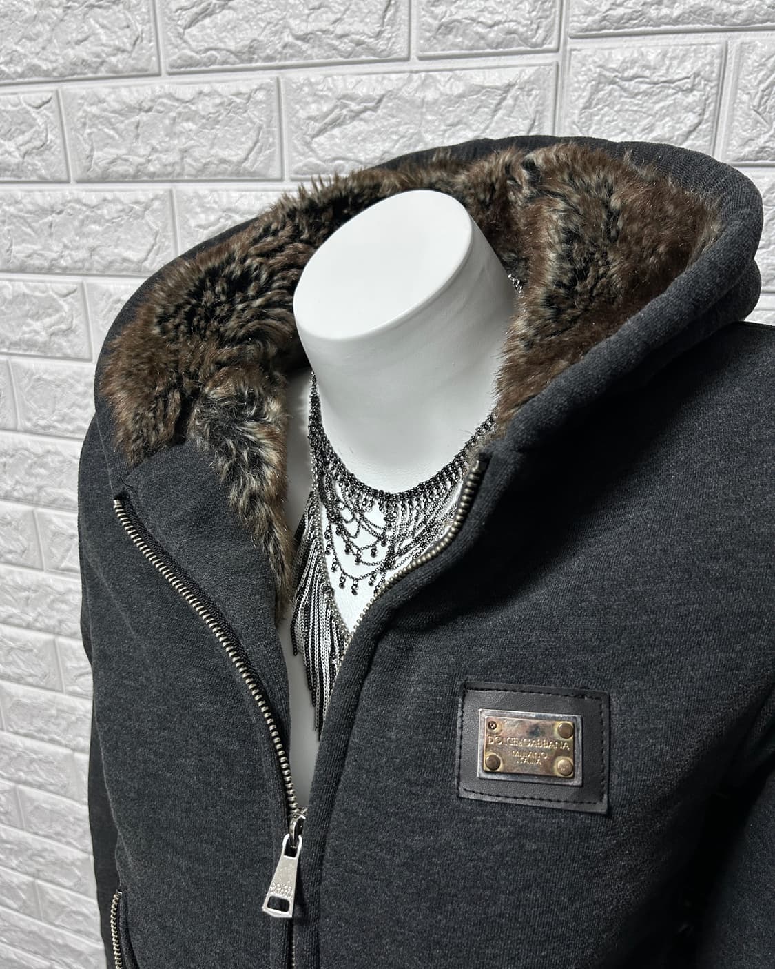 돌체앤가바나 울프조 퍼 후드 자켓 상품이미지3