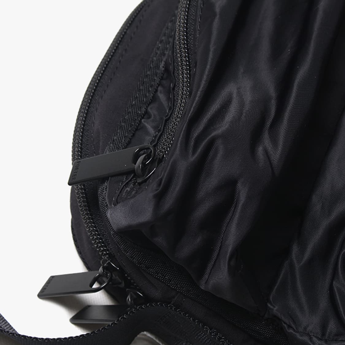  PORTER "Black Shoulder Bag" 상품이미지4