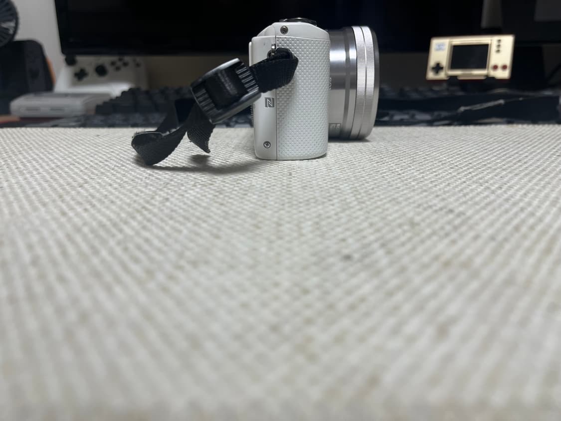 📸💥 소니 알파 5000 미러리스 카메라 판매합니다 💥📸 상품이미지3