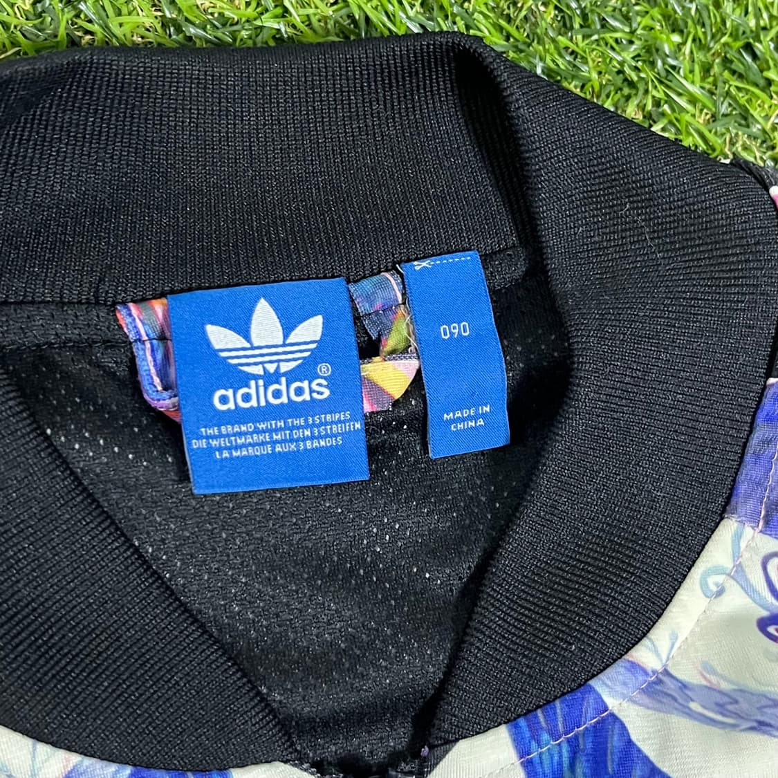 아디다스 플로레라 앵무새 희귀 져지   상품이미지4