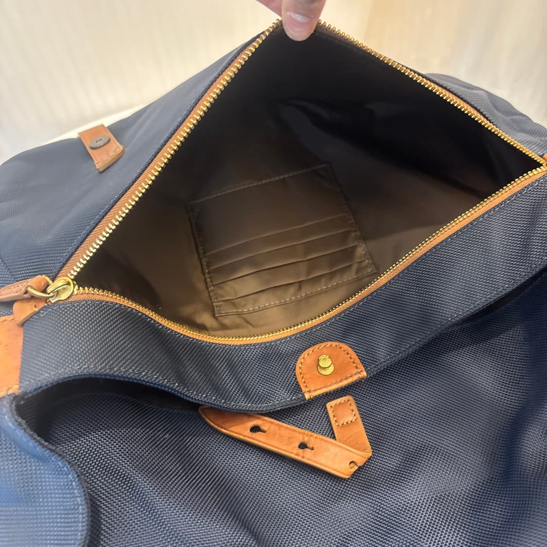 정품 TUMI 나일론 크로스백     상품이미지10