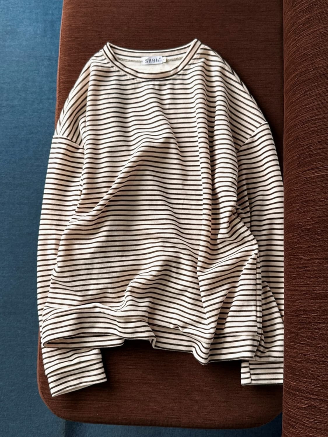 Border stripe design L/S knit top 상품이미지1