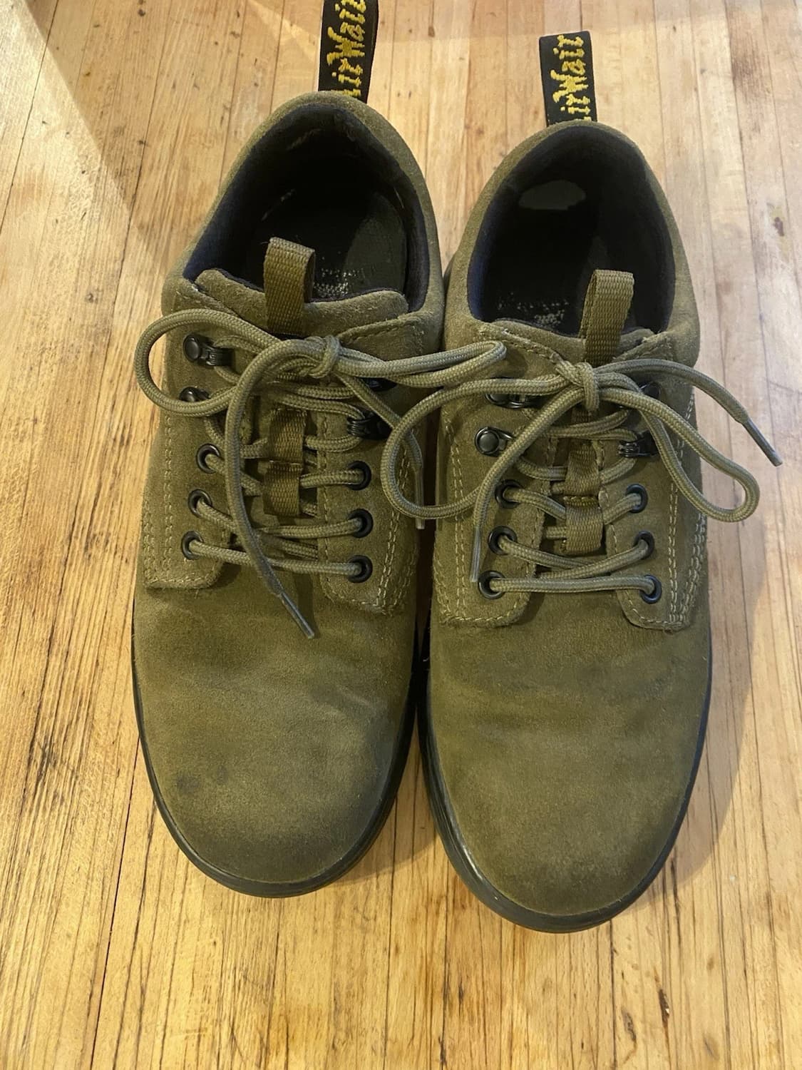 닥터마틴 리더 스웨이드 올리브 상품이미지1