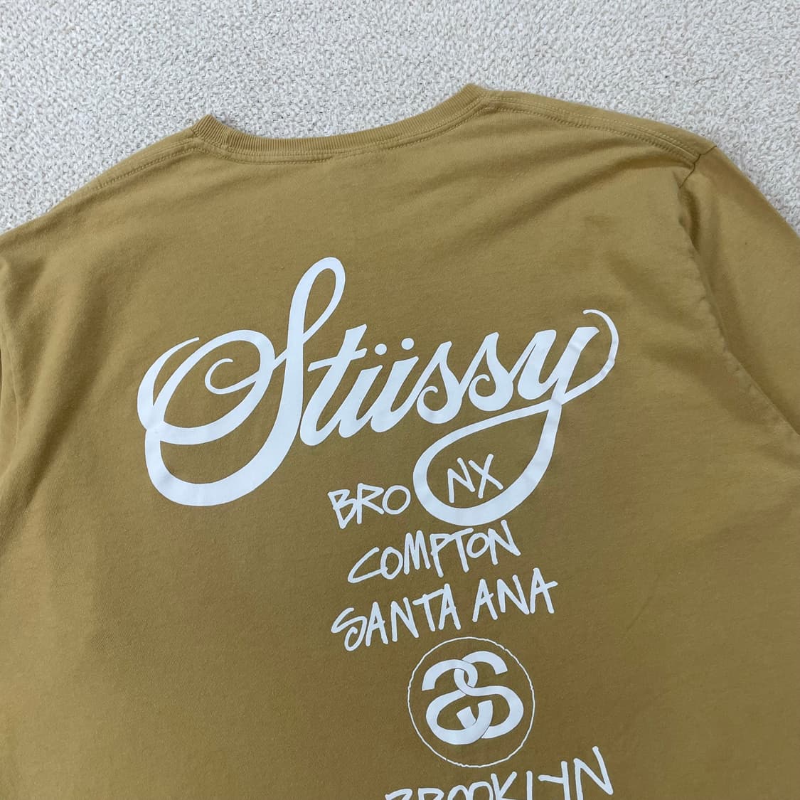 스투시 Stussy 월드투어 반팔티 머스터드 상품이미지3