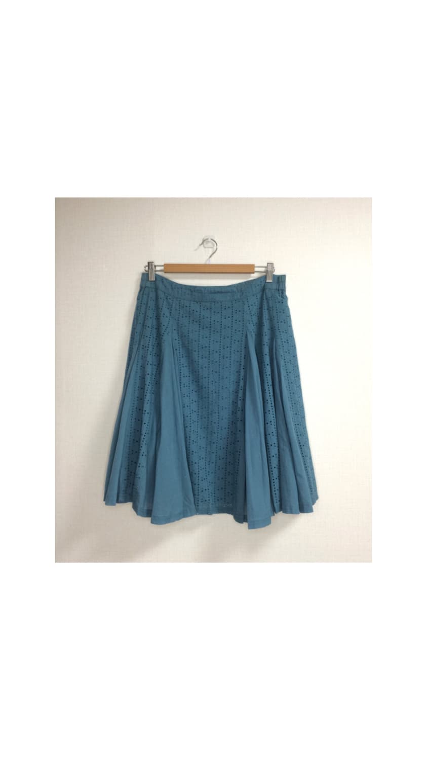 빈티지 펀칭 미디 스커트 상품이미지1