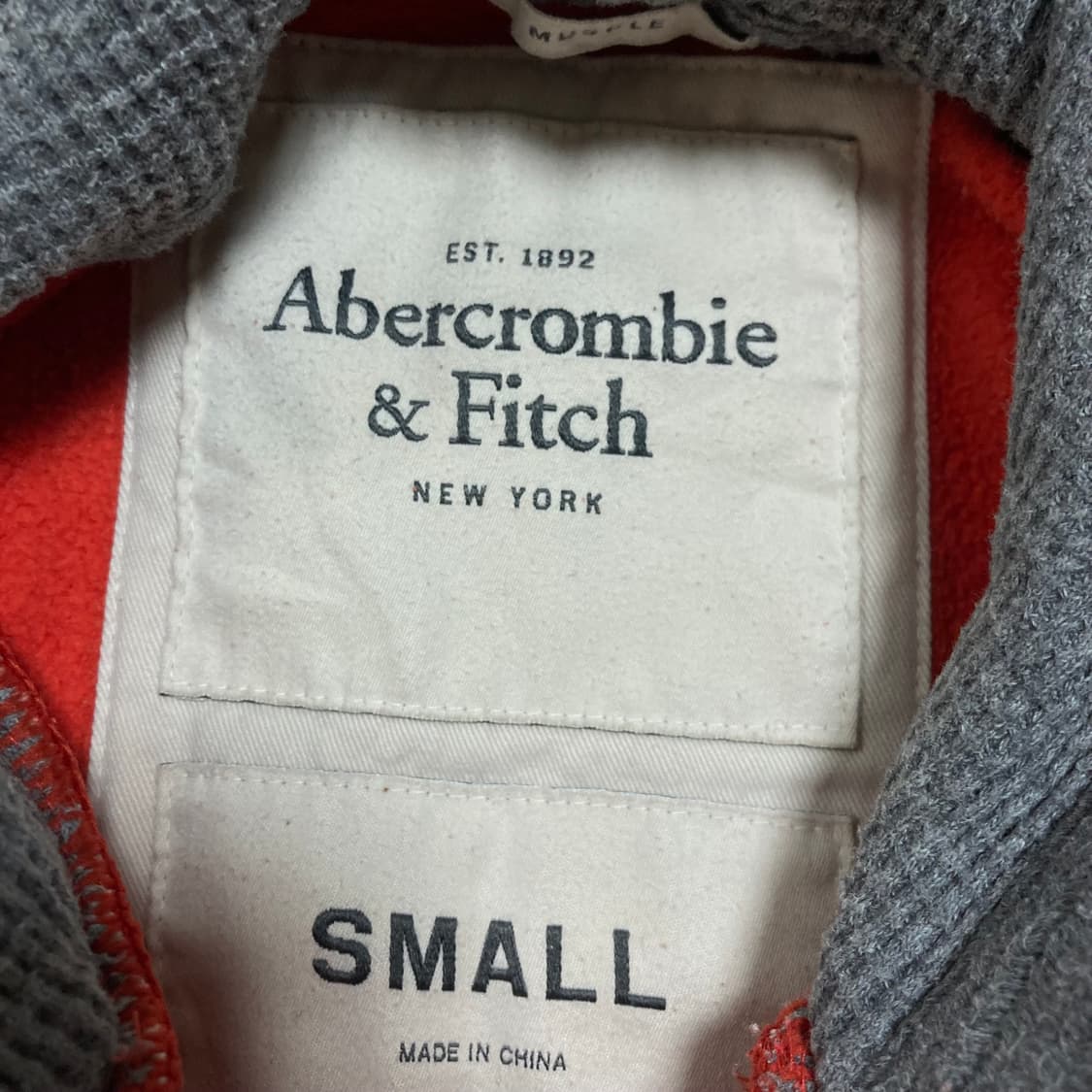 아베크롬비 y2k 스펠아웃 빅로고 오렌지 후드티 상품이미지3