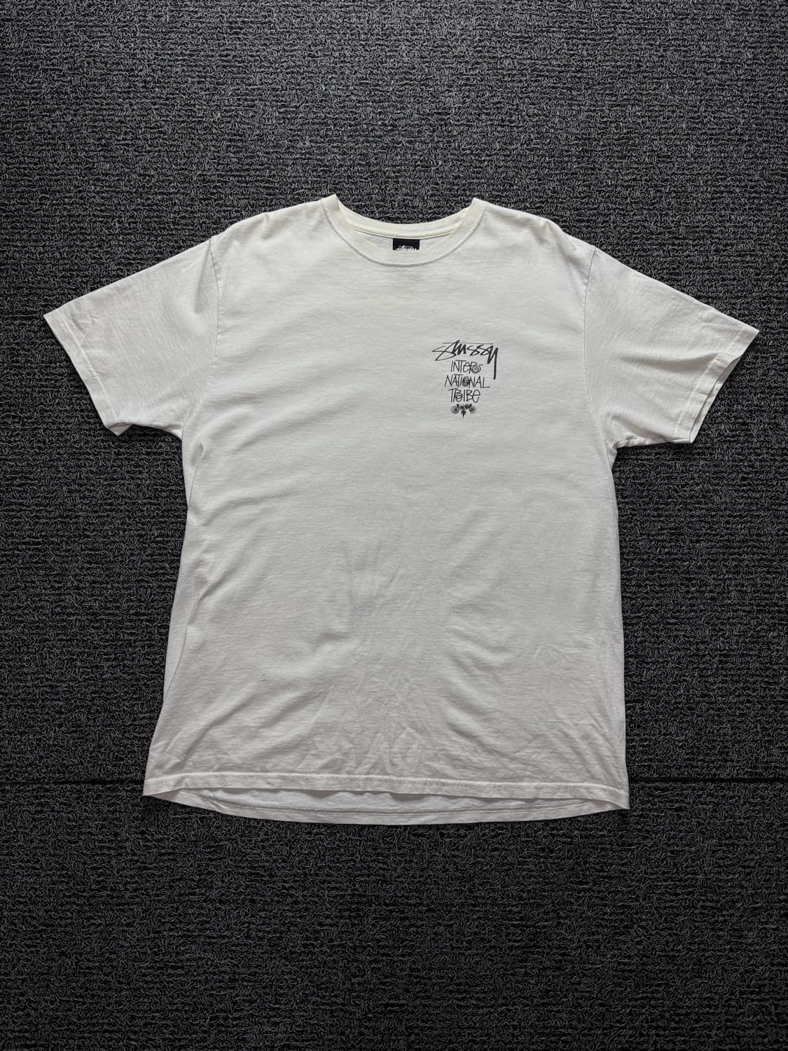 스투시 트라이브 스택 빅로고 박시핏 티셔츠 1437 상품이미지2