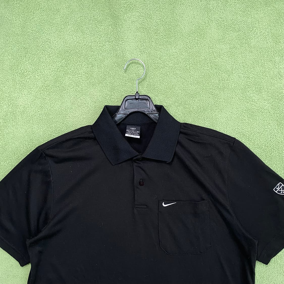 나이키 화이트 스우시 로고 블랙 반팔 카라티 상품이미지1