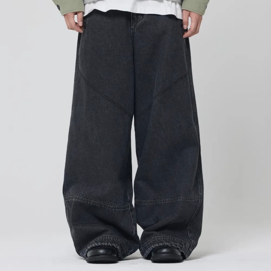 본바트 V 스티치 와이드 진 (블랙) 상품이미지1