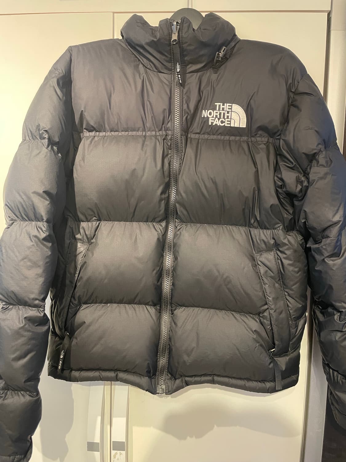 노스페이스 1996눕시 패딩 블랙 90(S) 상품이미지2