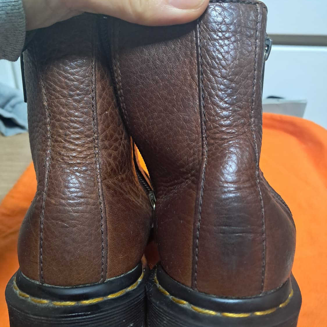 닥터마틴 여성 부츠 워커 2976W/ZIPS 38EU(약240) 상품이미지6