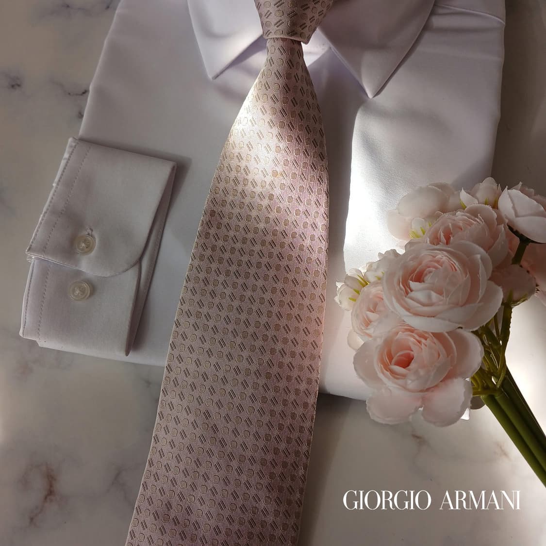 조르지오 아르마니 실크 자카드 넥타이 9.7cm A등급 A19582
 상품이미지2