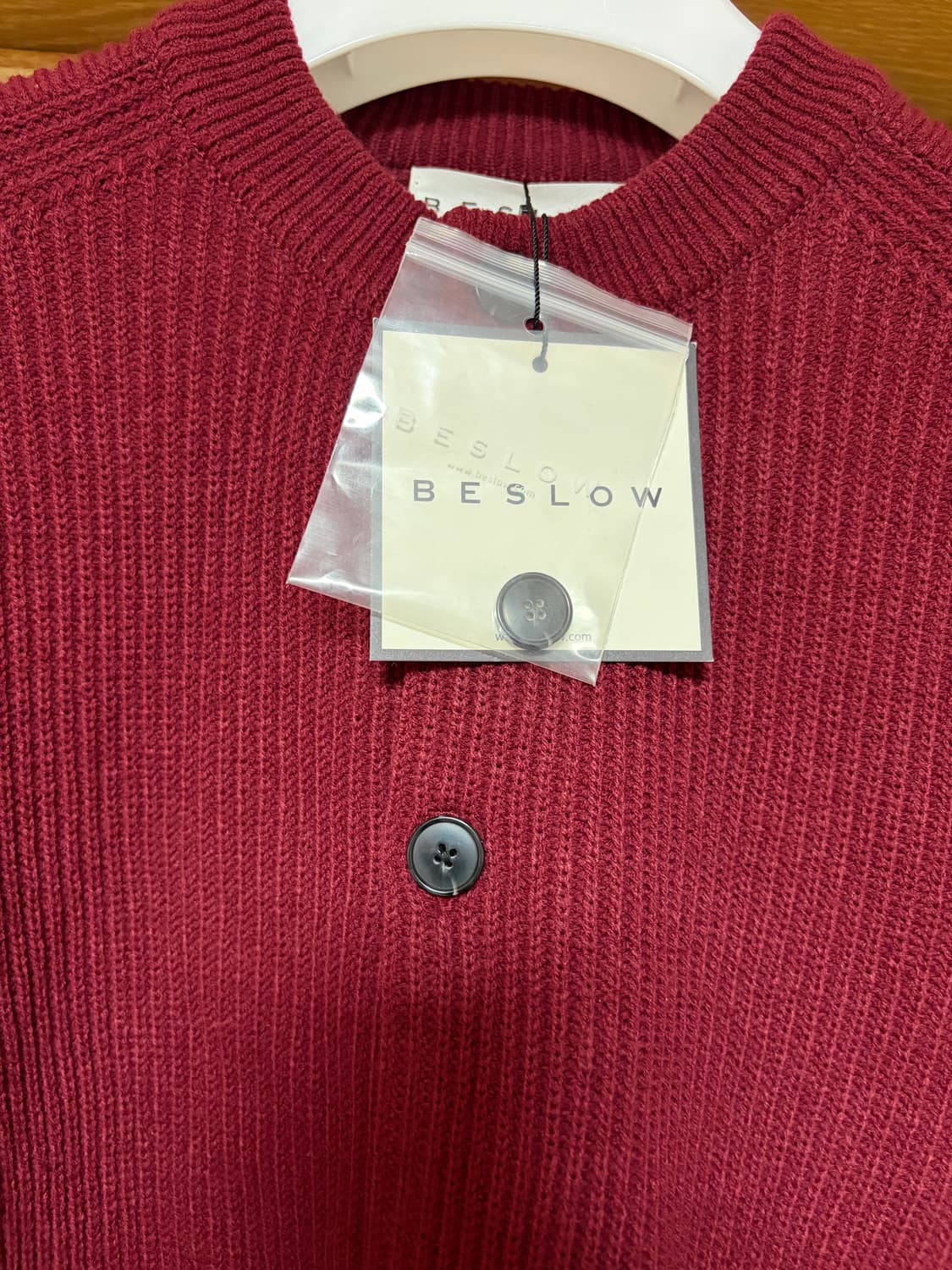 비슬로우 데릭 크롭 가디건 다크레드 L사이즈 상품이미지2