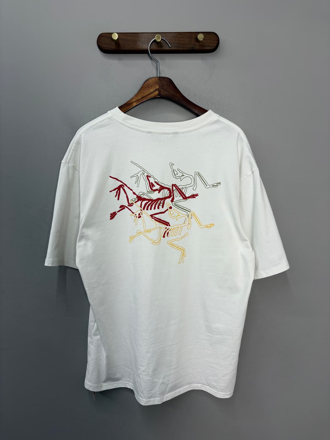 아크테릭스 아크멀디 버드 화이트 반팔 티셔츠 A3536 상품이미지4