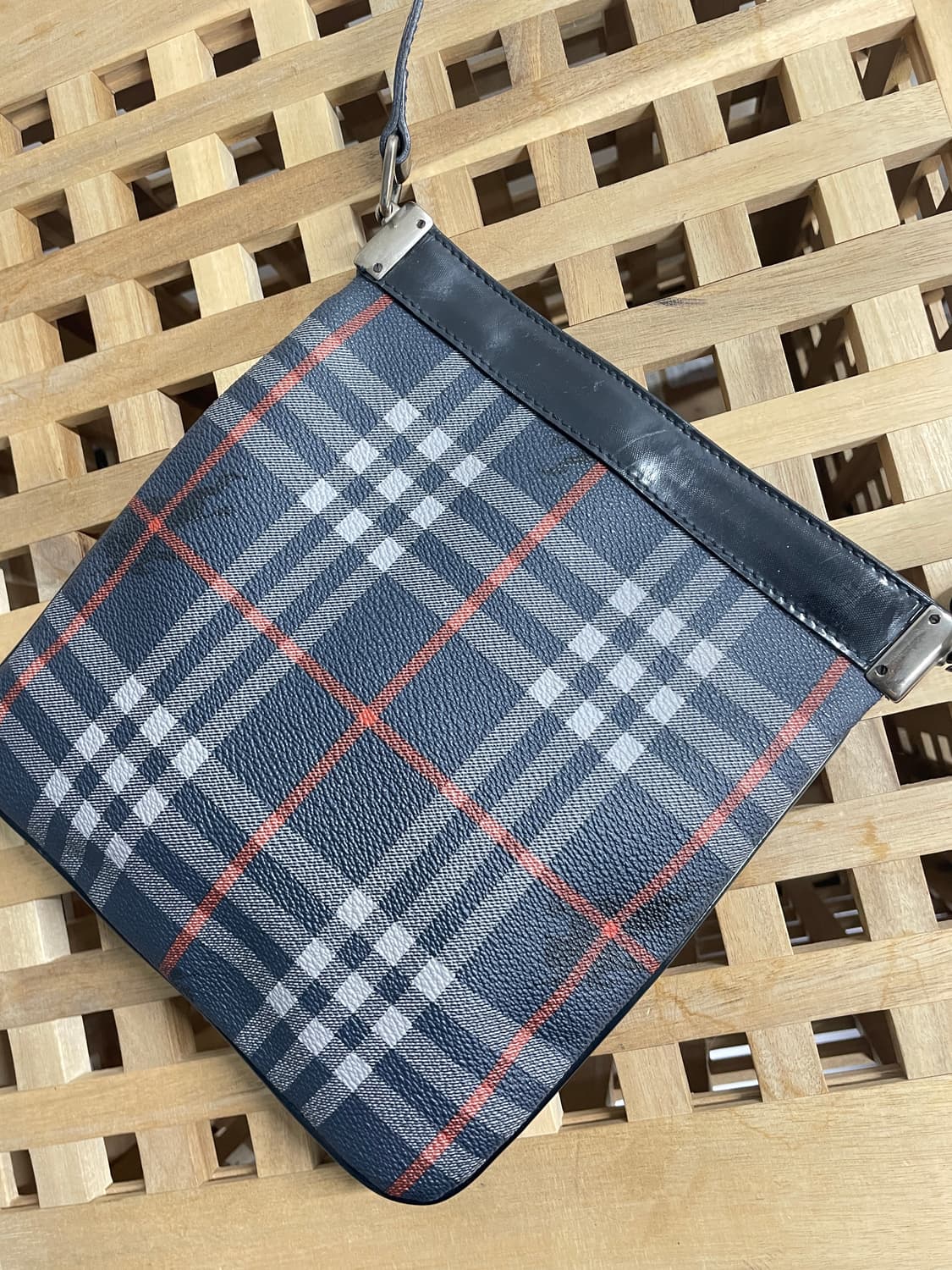 버버리 체크 크로스백 상품이미지3