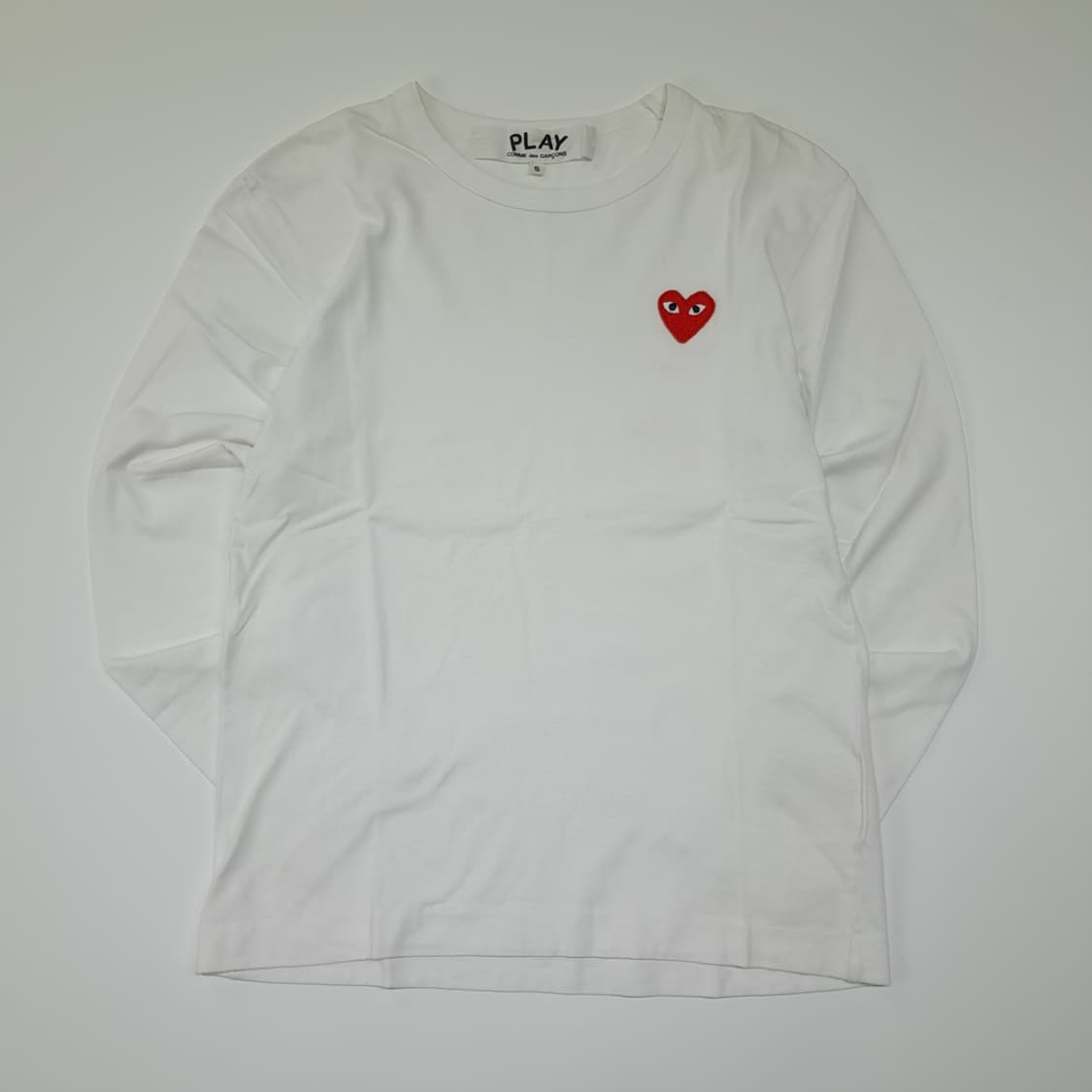 CL636 S 꼼데가르송 일본판 코튼 레드하트와펜 화이트 티셔츠 상품이미지1