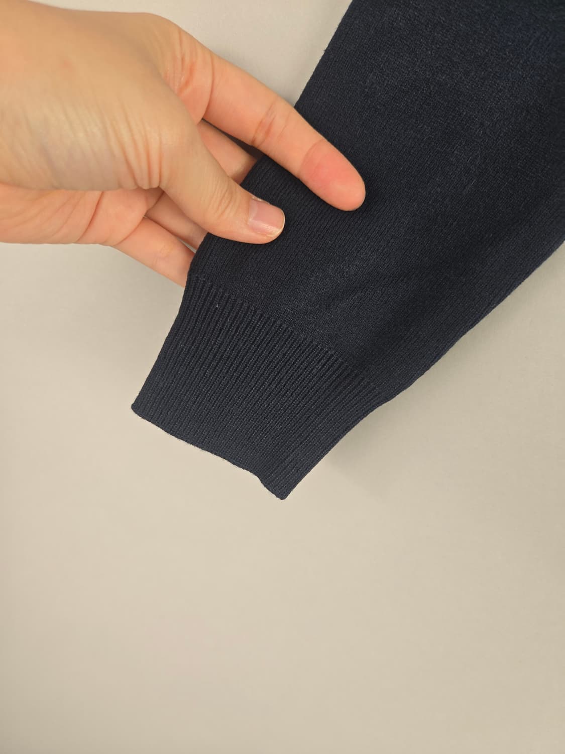 [무료배송]새상품 스파오 S 여성 자수 카라 풀오버 세미 크롭 니트 상품이미지4