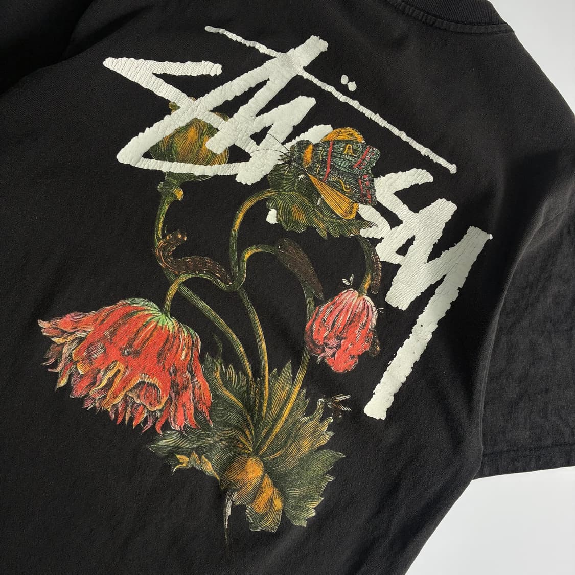Stussy  스투시 워더드 플라워 블랙 반팔 티셔츠  상품이미지3