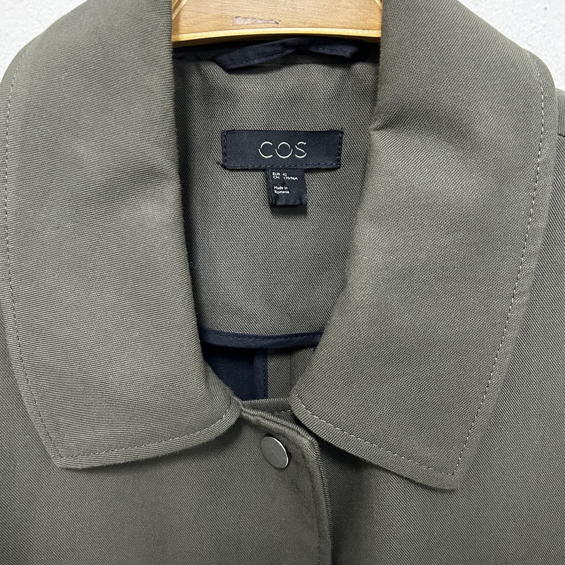 COS 코스 카키색 트렌치 코트 상품이미지2