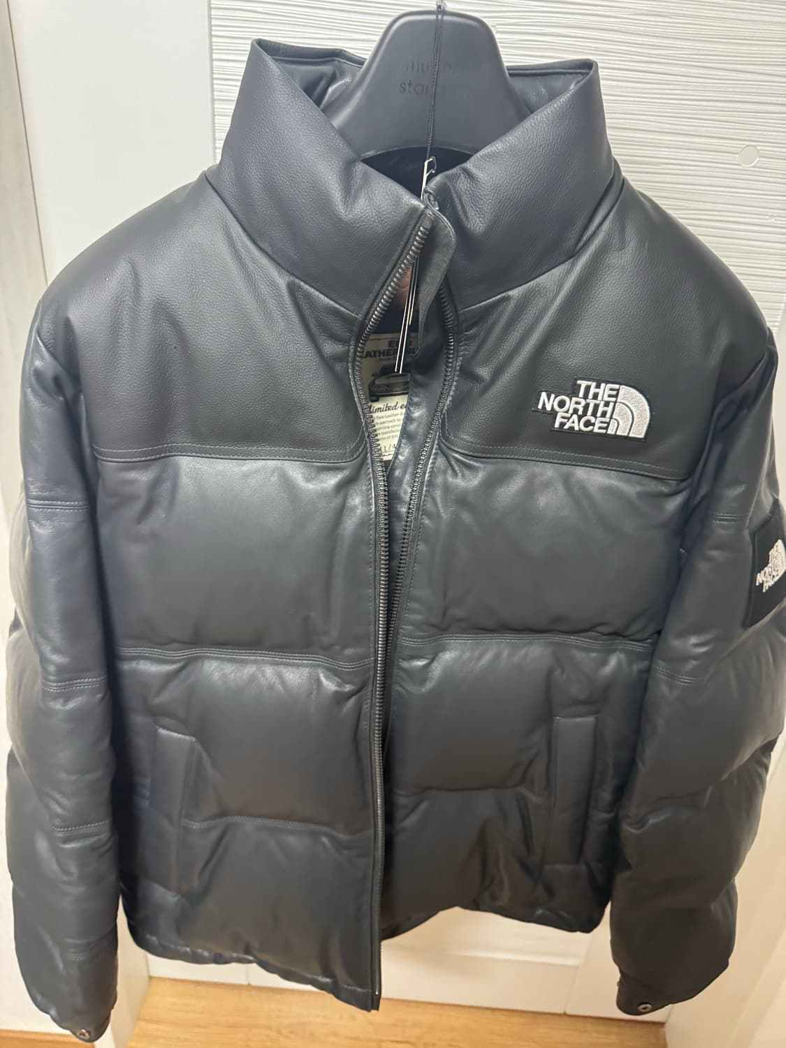 노스페이스 에코 레더 눕시패딩 상품이미지8