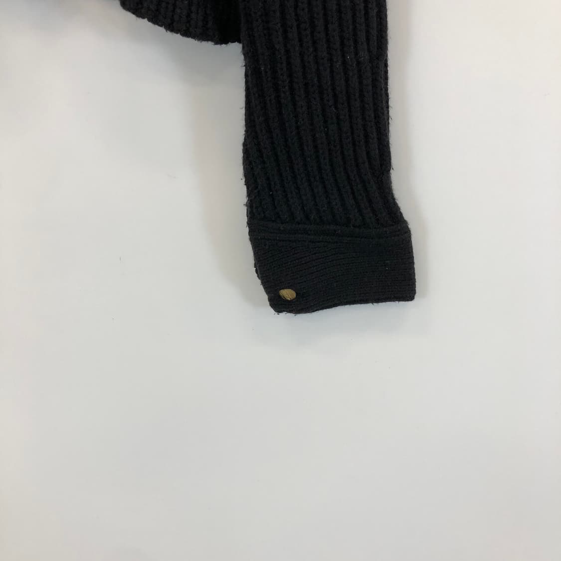 사카이 x 칼하트 WIP 니트 풀오버 디트로이트블랙 1 상품이미지3