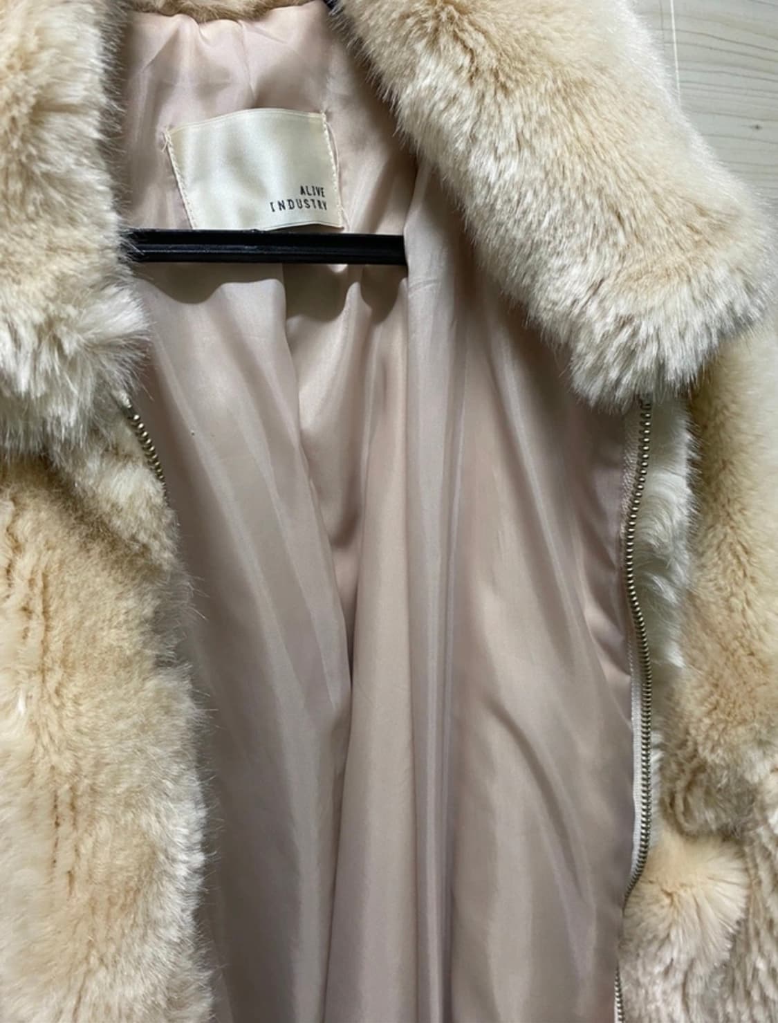 윤위즈덤 퍼자켓 베이지 상품이미지7