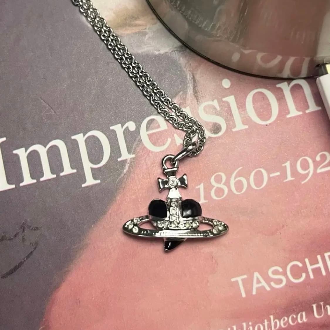 비비안웨스트우드 목걸이 디아망떼 블랙 상품이미지8