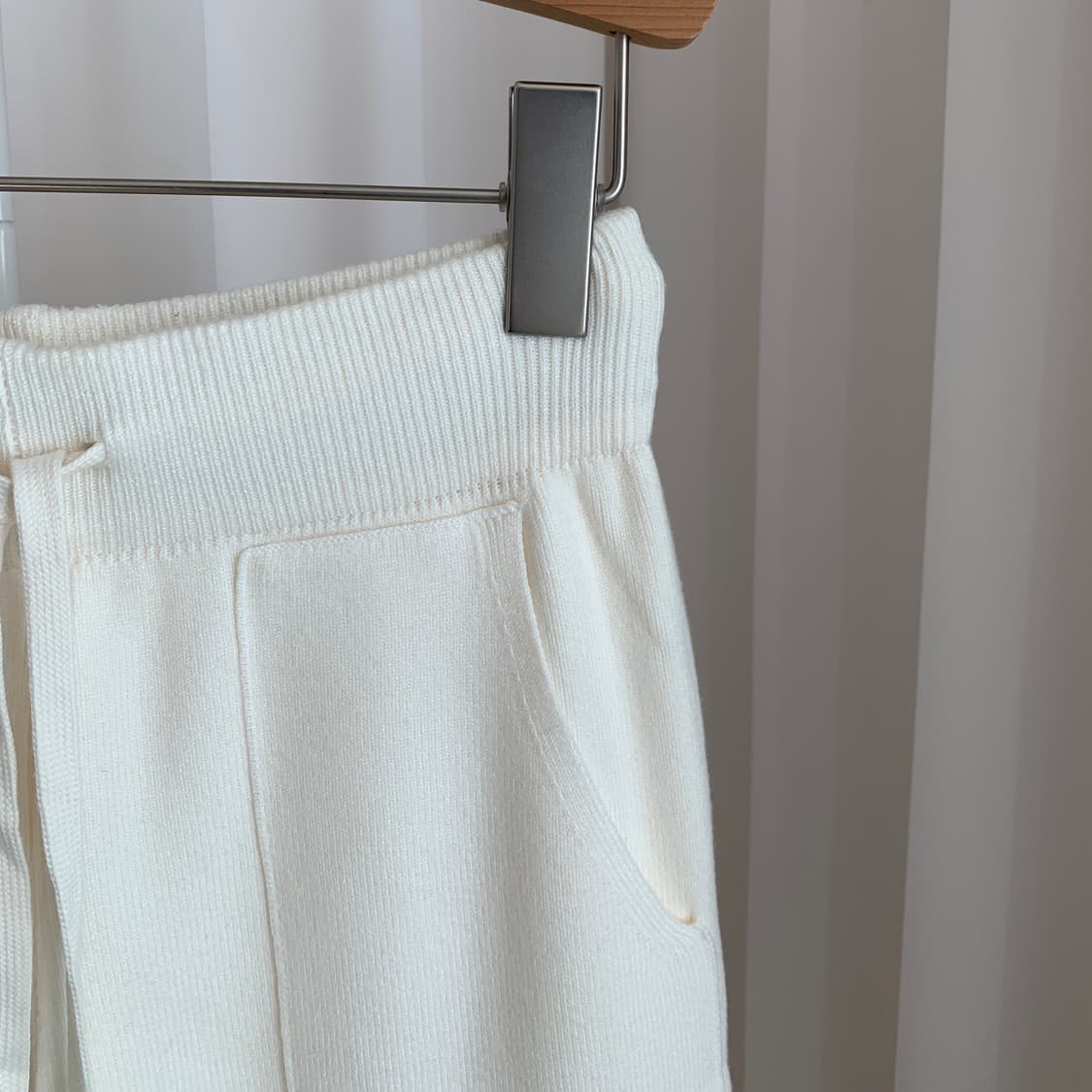 아웃포켓 세미 와이드 니트 팬츠 상품이미지7