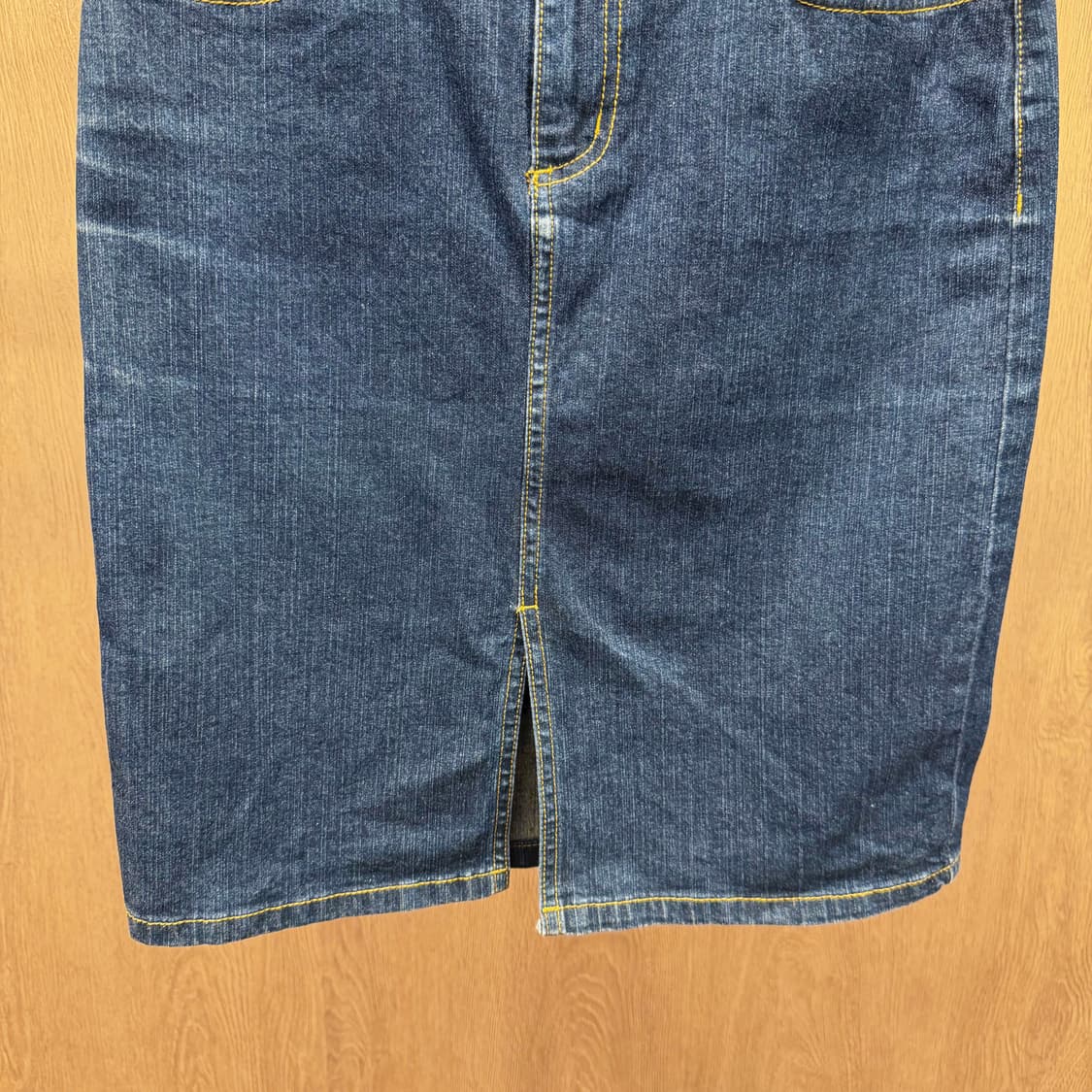 폴로 진스 컴퍼니 데님 미디 스커트 백 포켓 로고 자수 디테일 진청 상품이미지5