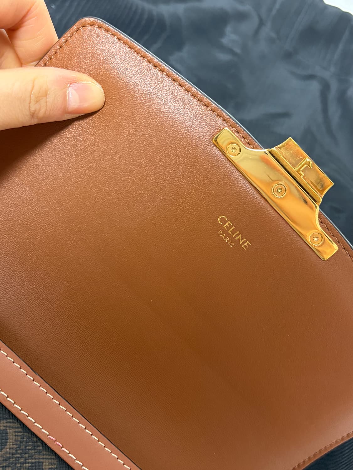 셀린느 트리옹프 캔버스 백 상품이미지6