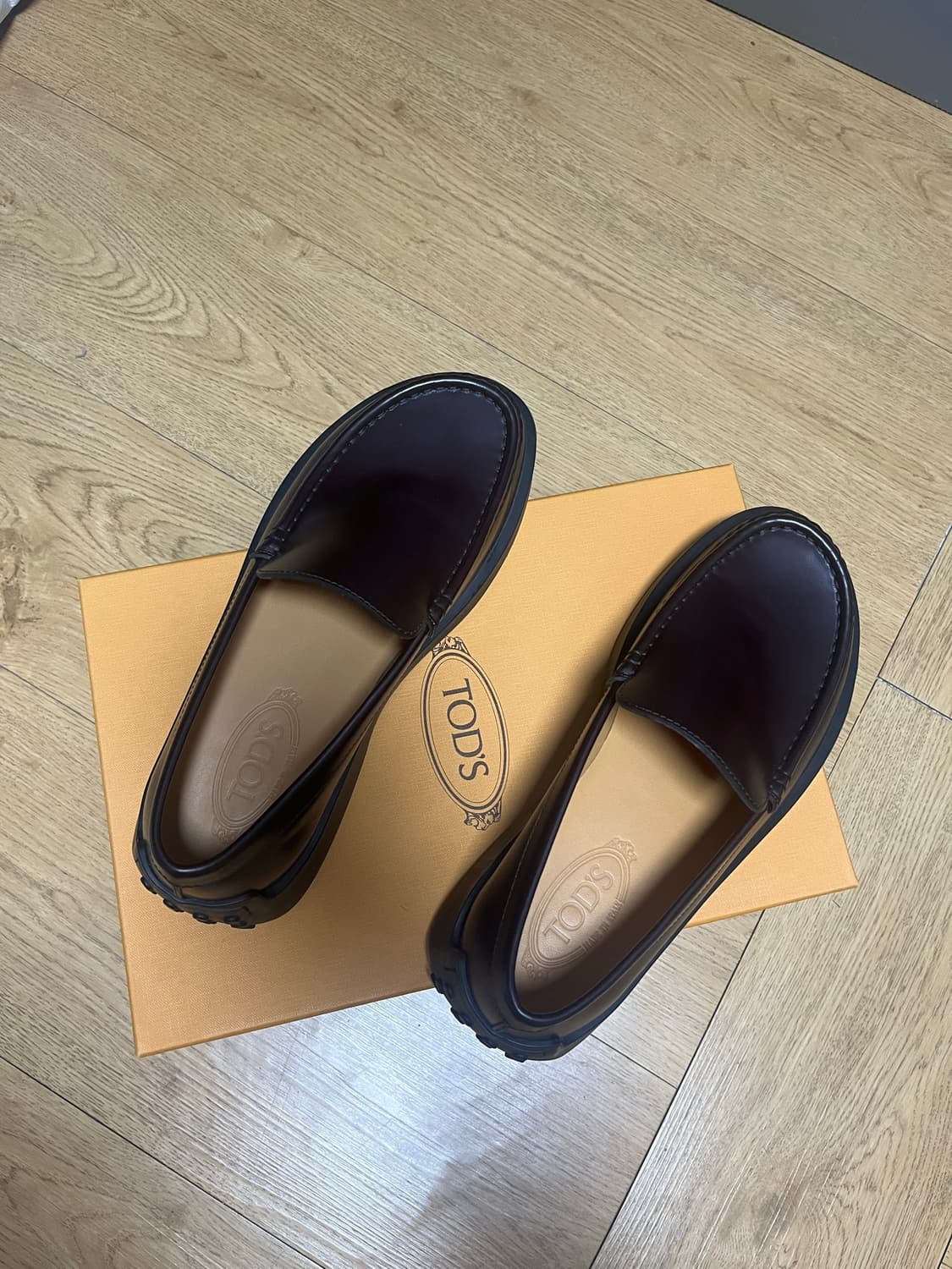 Tod’s 토즈 고미노 브라운 로퍼 S급 상품이미지2