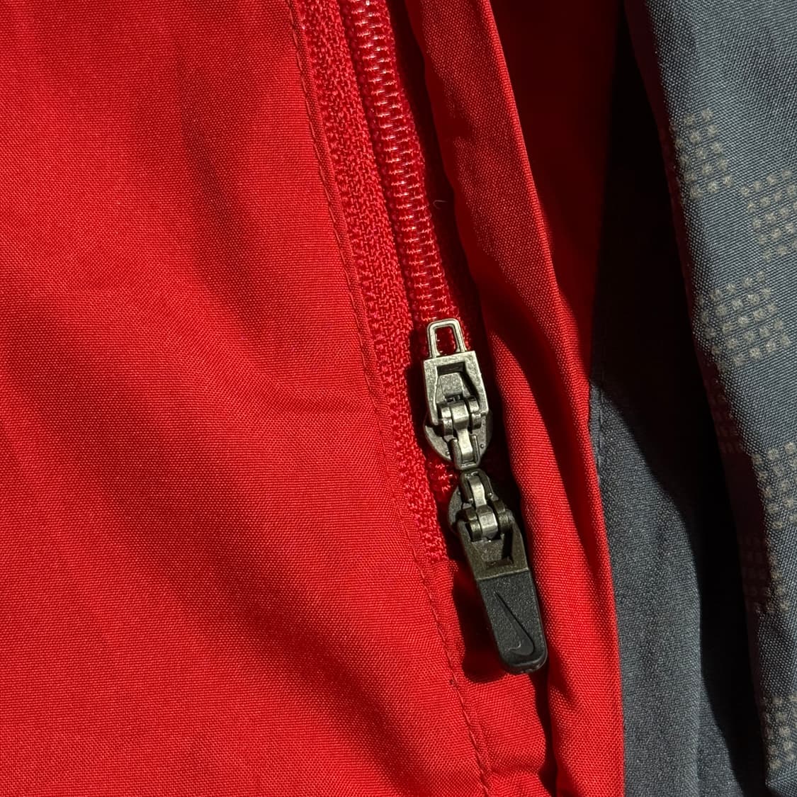 나이키 바람막이 레드 상품이미지4