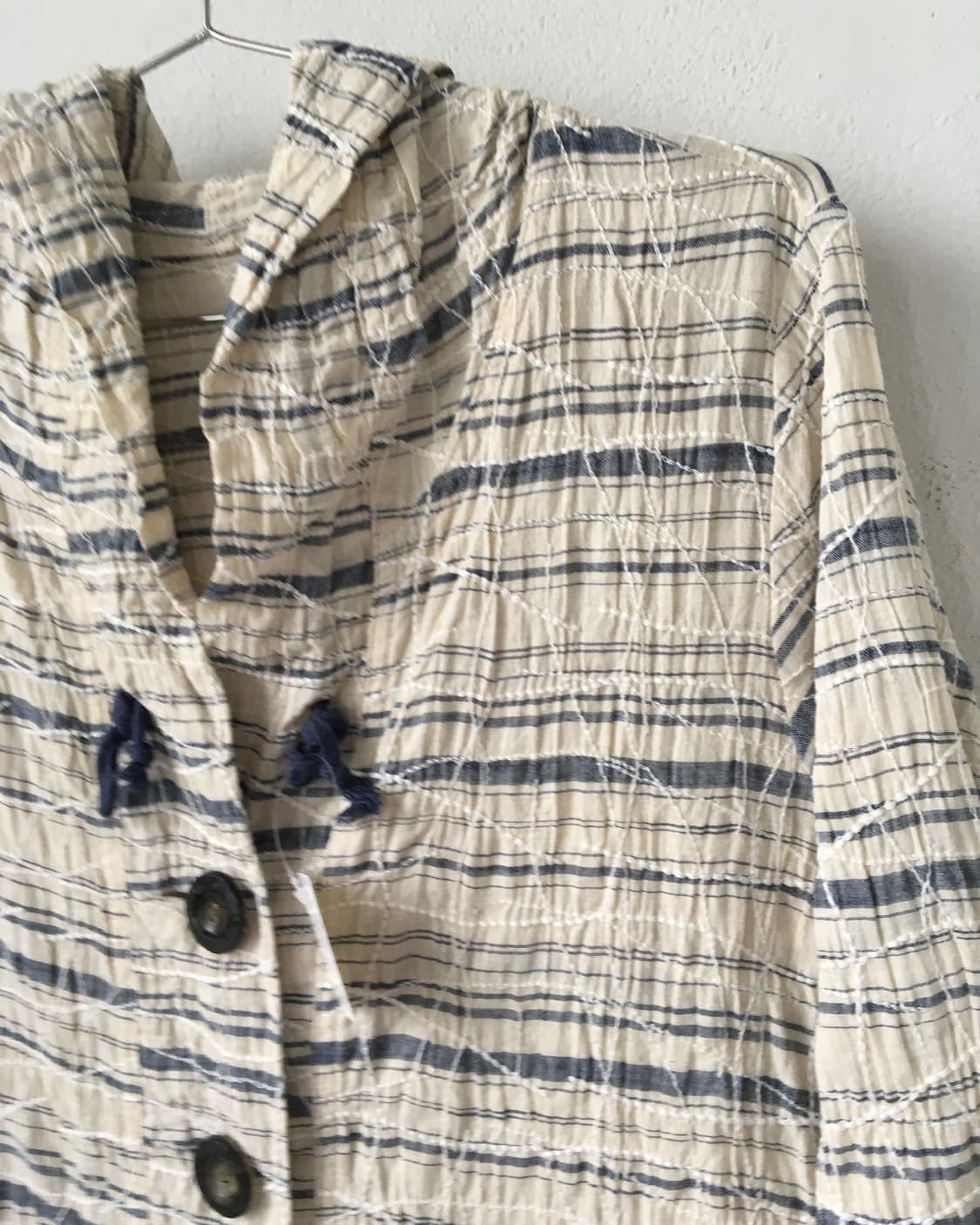 Embroidery stripe pattern hood jacket 상품이미지4