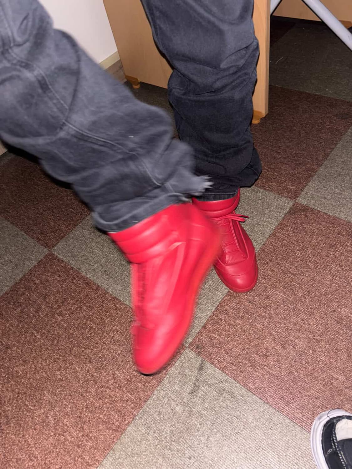 마르지엘라 퓨처 260 레드 상품이미지1