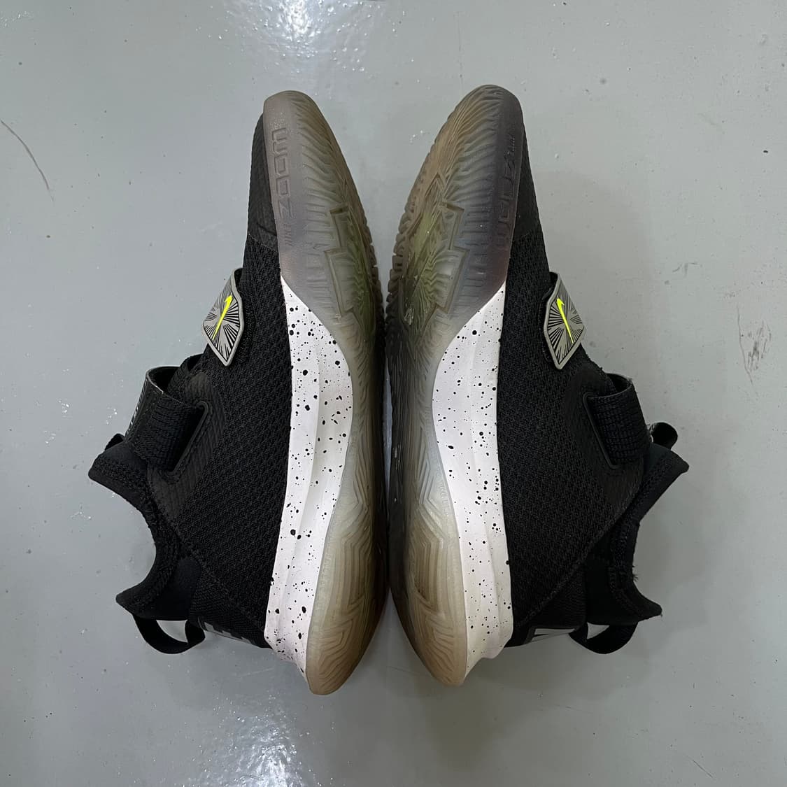 235 나이키 여성 줌플라이트 운동화 0406M 상품이미지5