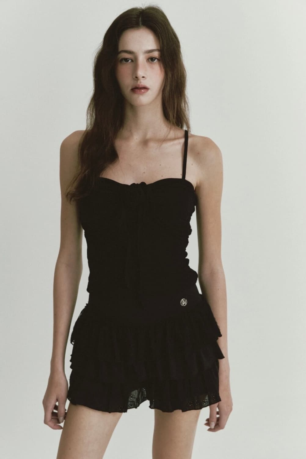 아수라 플라워 스트링 슬리브리스 블랙 상품이미지1