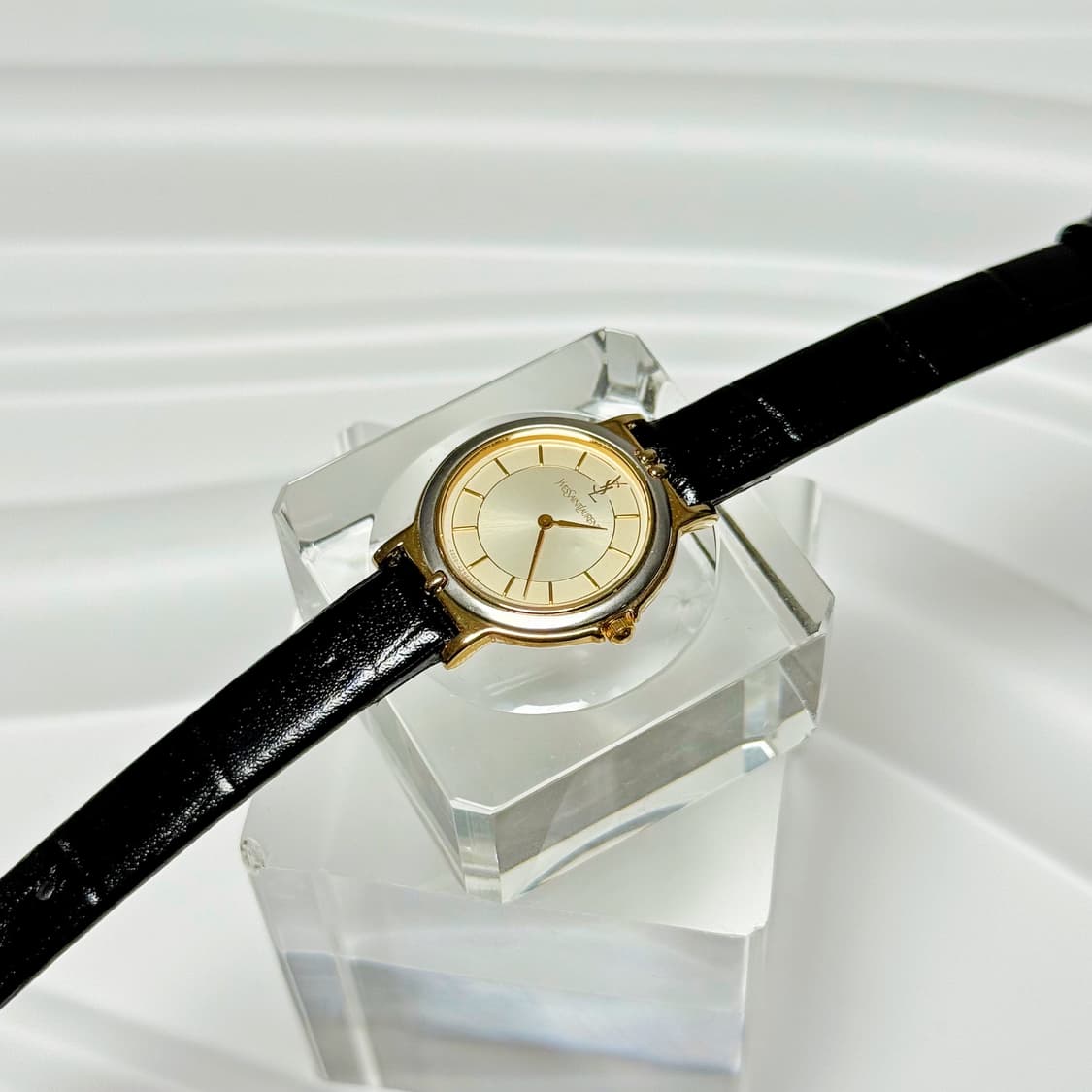 빈티지 YSL 생로랑 콤비 라운드 다이얼 시계 상품이미지1