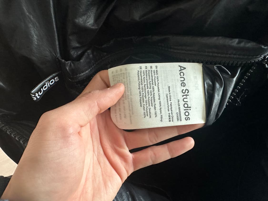 아크네 스튜디오 푸퍼 토트백 상품이미지5