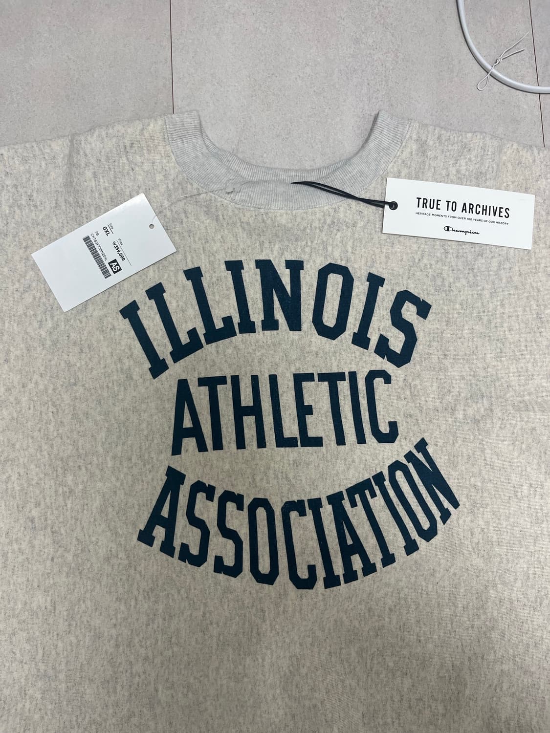 챔피온 트루투아카이브 맨투맨 스웻셔츠 상품이미지1