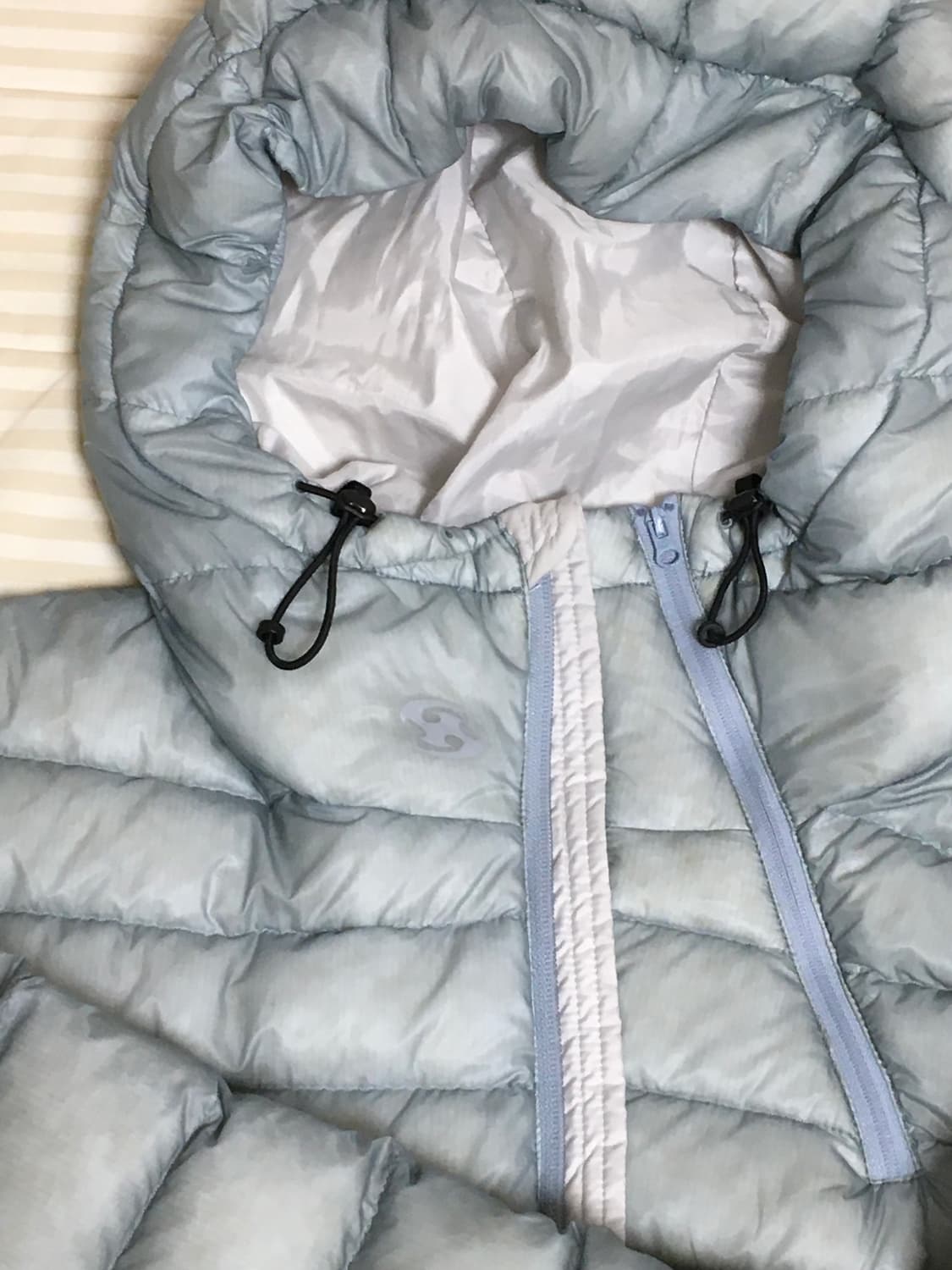 산산기어 서픽스 푸퍼 패딩 스카이블루 23fw 상품이미지3