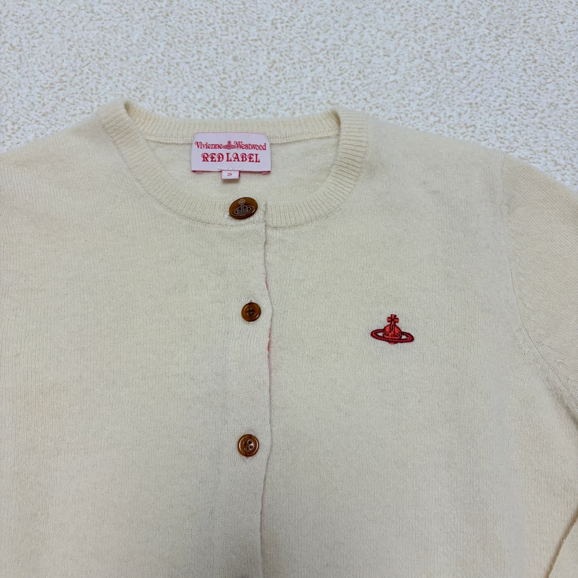 비비안웨스트우드 레드라벨 아이보리 울 가디건 상품이미지3