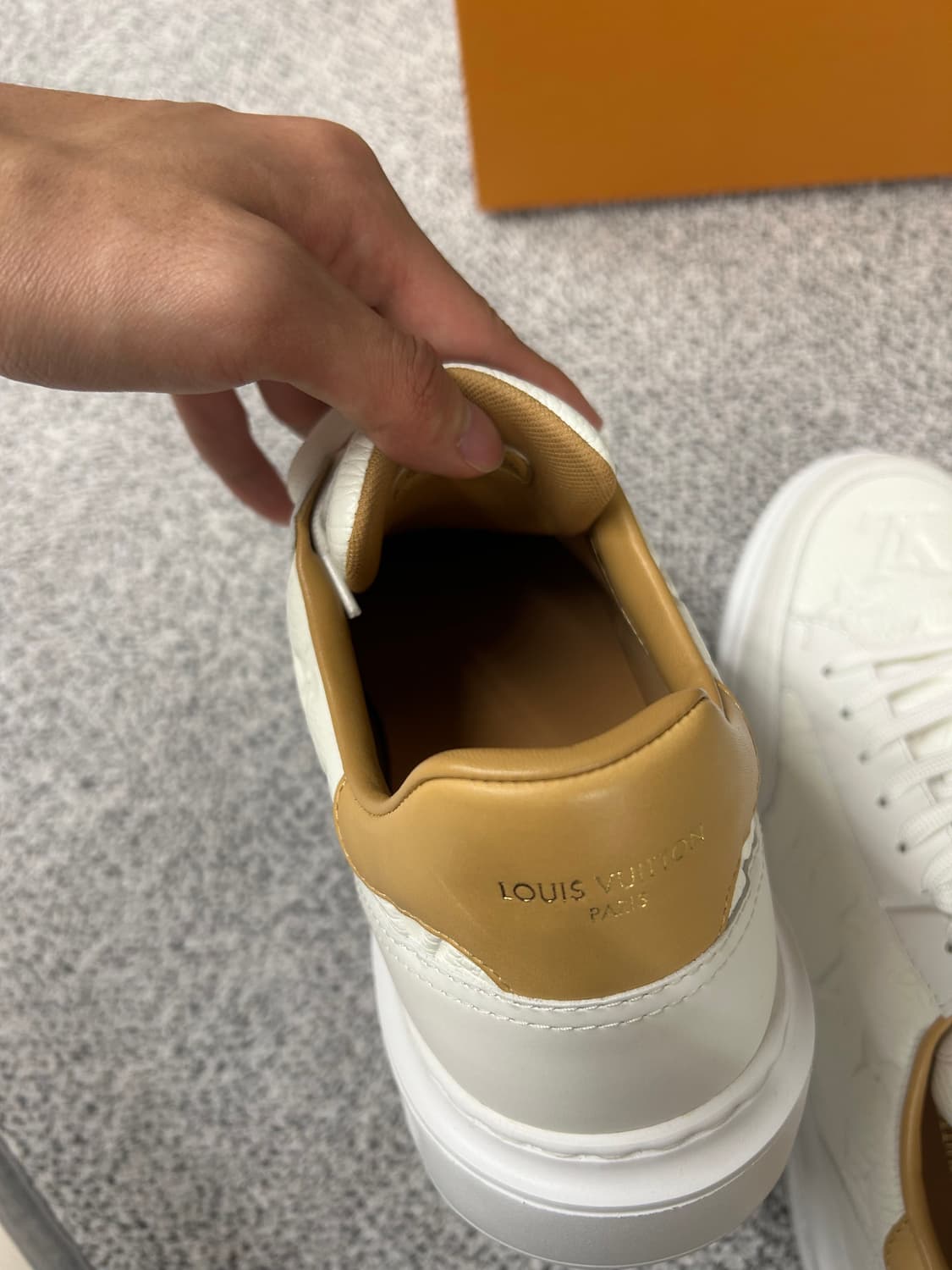 [새상품/270] 루이비통 비버리힐스 스니커즈  상품이미지8