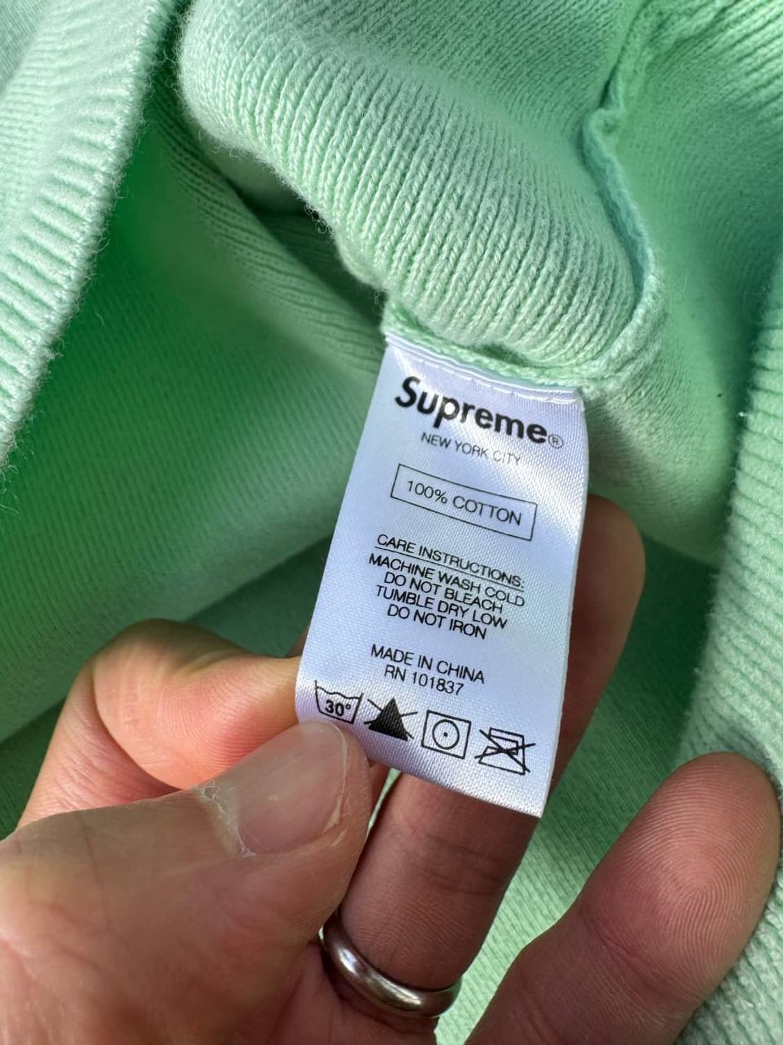 2018 F/W Supreme striped raglan sweater 상품이미지4