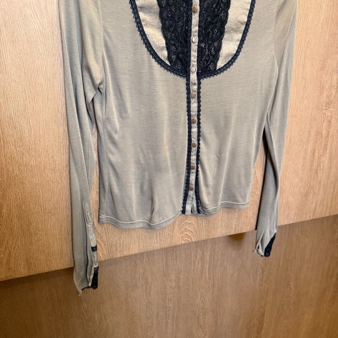 빈티지 롱슬리브 블라우스 블랙 레이스 디테일 루즈핏 브라운 상품이미지4