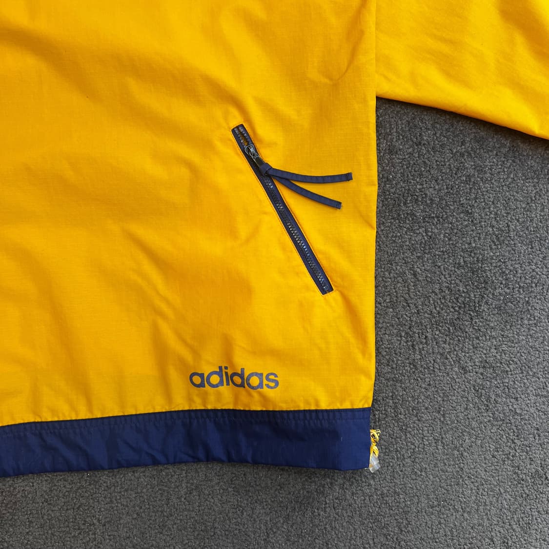 아디다스 옐로우 후드 아노락 상품이미지4